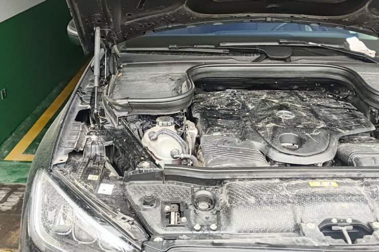 Used Mercedes-Benz GLE 2023 GLE 450 4MATIC AMG Line Engine Bay Right