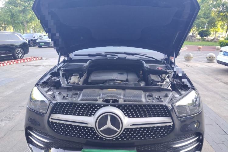 Used Mercedes-Benz GLE 2023 GLE 350 4MATIC Stylish Model Engine Bay