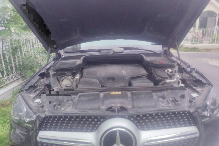 Used Mercedes-Benz GLE 2023 GLE 450 4MATIC Stylish Model Engine Bay