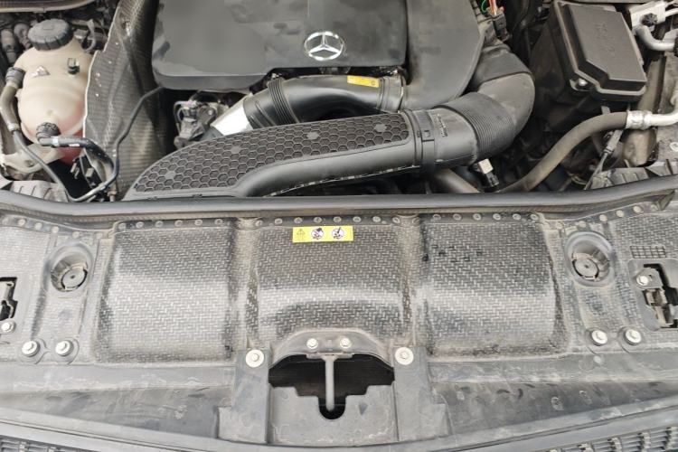 Used Mercedes-Benz GLE 2023 GLE 350 4MATIC Coupe SUV Luxury Model Engine Bay