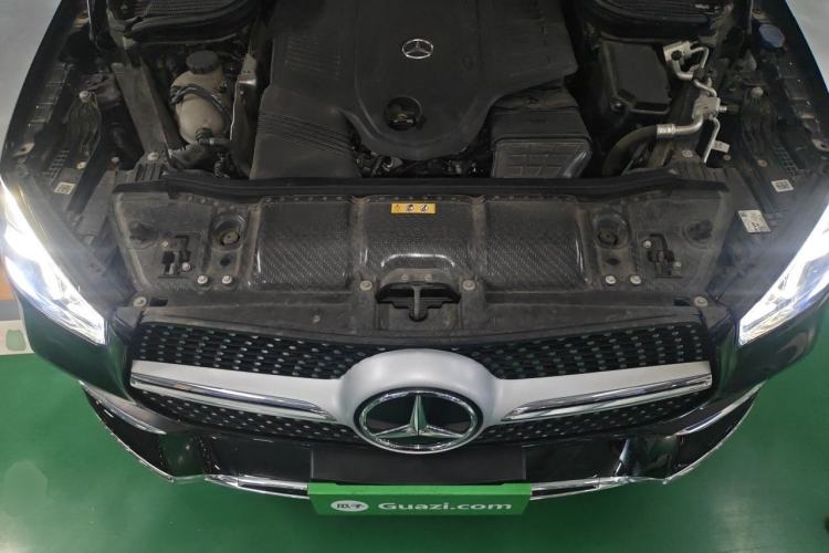 Used Mercedes-Benz GLE 2023 GLE 450 4MATIC Stylish Model Engine Bay