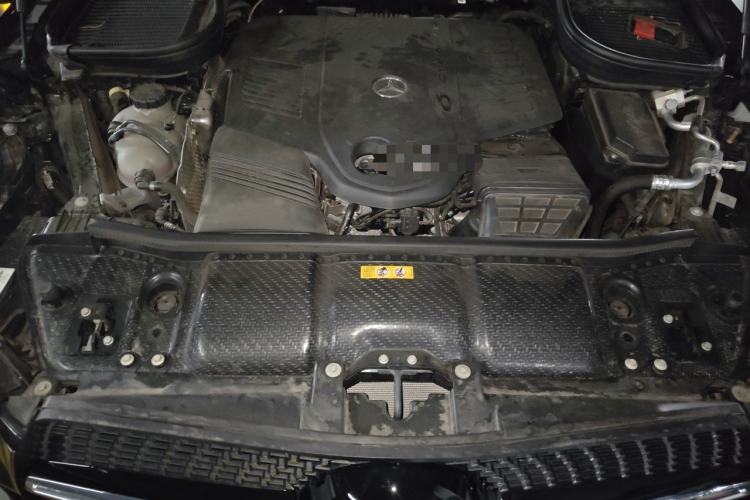 Used Mercedes-Benz GLE  Engine Bay
