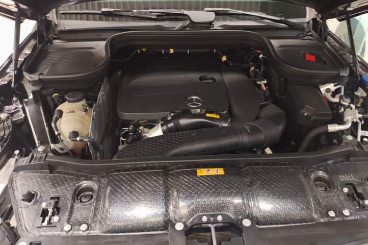 Used Mercedes-Benz GLE 2023 GLE 350 4MATIC Stylish Model Engine Bay