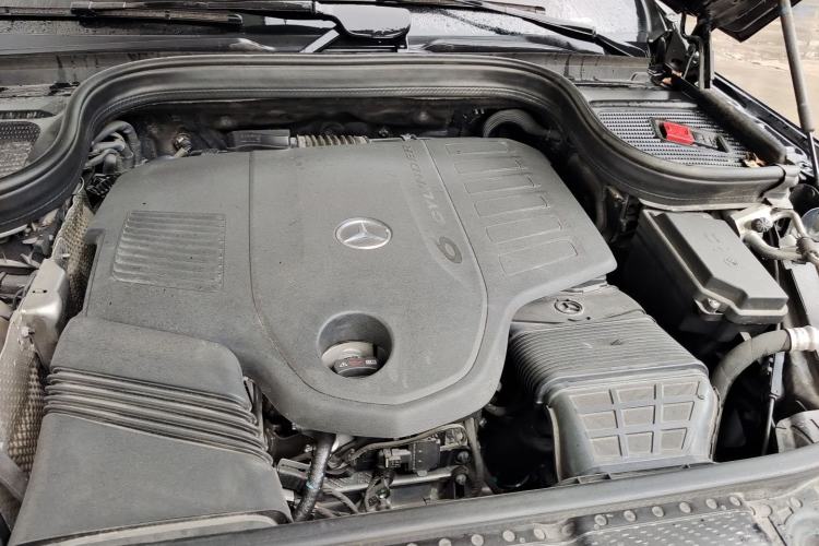 Used Mercedes-Benz GLE 2023 GLE 450 4MATIC Stylish Model Engine Bay