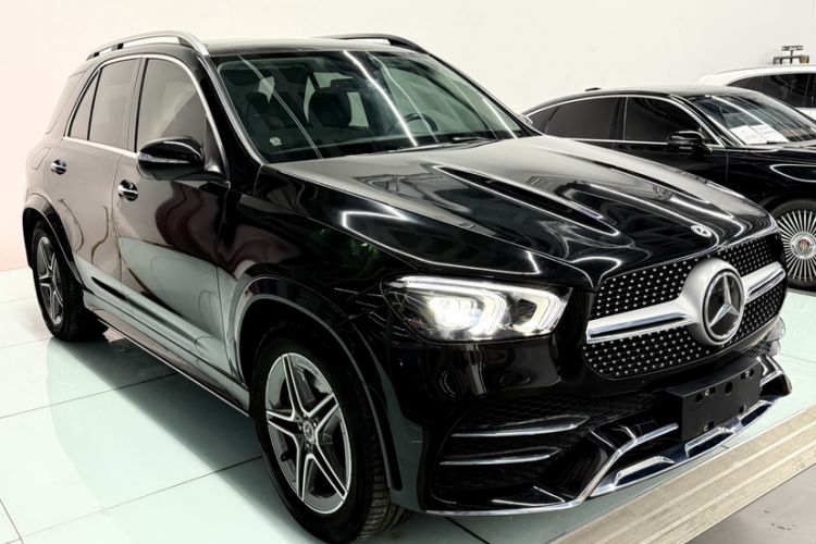 Used Mercedes-Benz GLE 2023 GLE 450 4MATIC Stylish Model Exterior 1