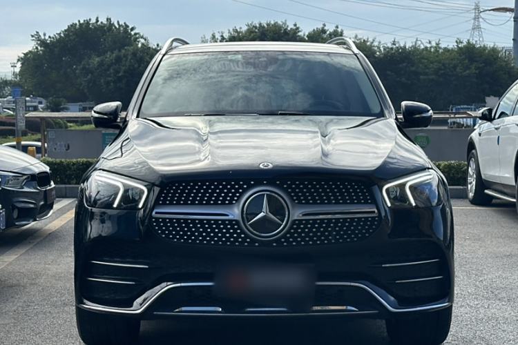 Used Mercedes-Benz GLE 2023 GLE 450 4MATIC Luxury Model Exterior 1