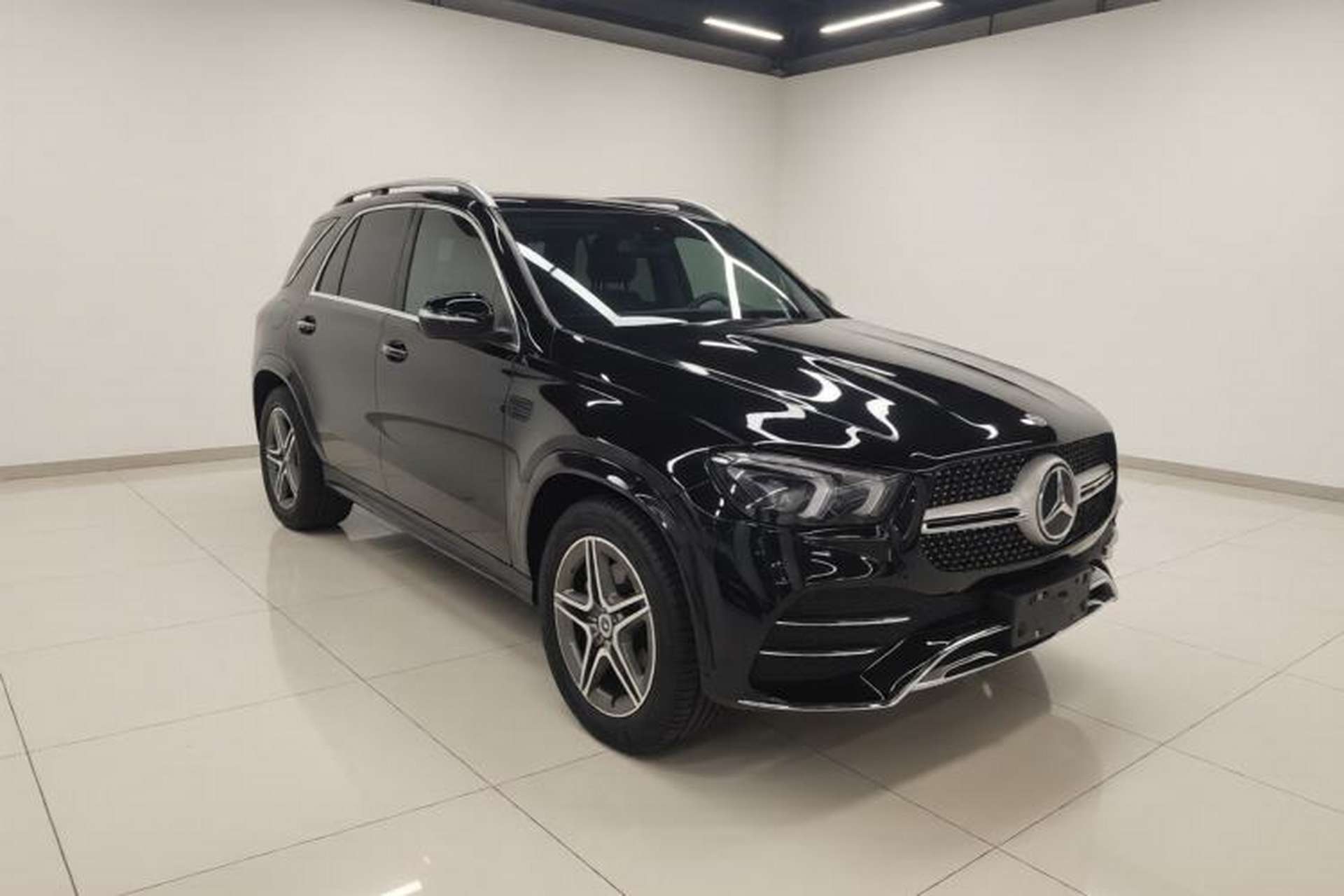 Used Mercedes-Benz GLE 2023 GLE 350 4MATIC Stylish Model Exterior 1