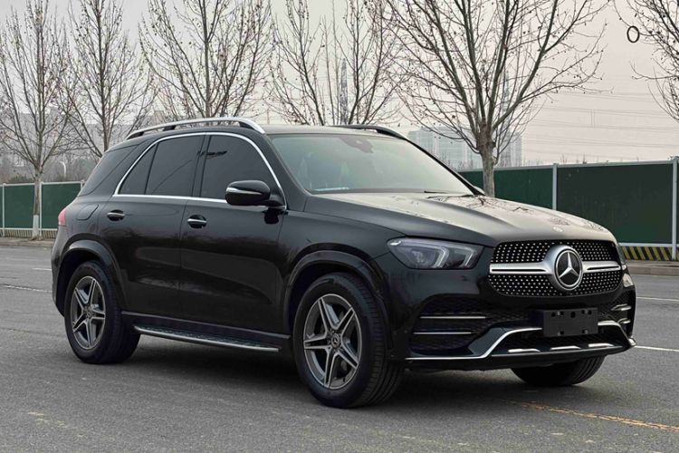 Used Mercedes-Benz GLE 2023 GLE 450 4MATIC Stylish Model Exterior 2