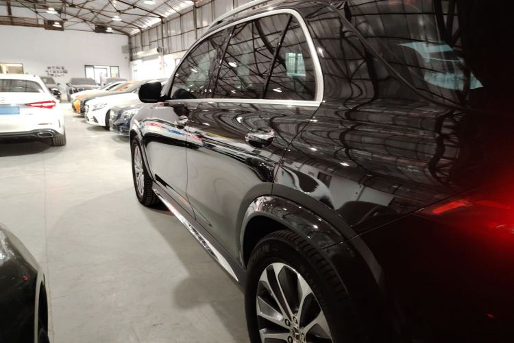 Used Mercedes-Benz GLE 2023 GLE 350 4MATIC Stylish Model Exterior 3