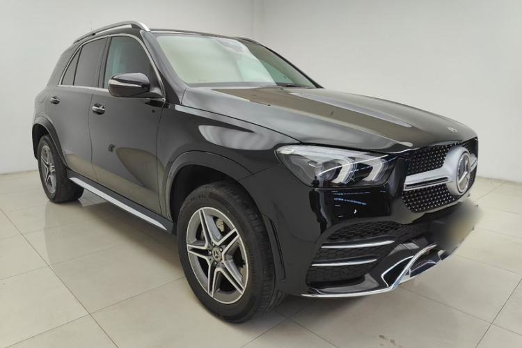 Used Mercedes-Benz GLE 2023 GLE 450 4MATIC Luxury Model Exterior 4