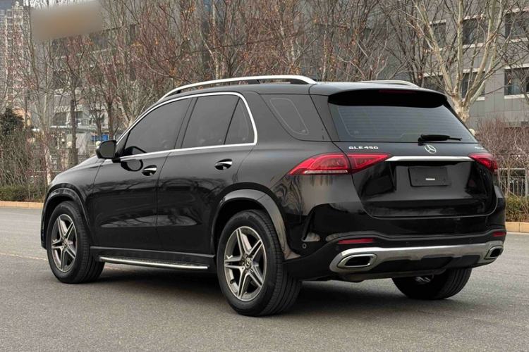 Used Mercedes-Benz GLE 2023 GLE 450 4MATIC Stylish Model Exterior 4