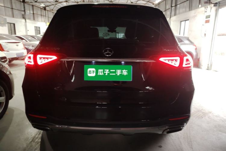 Used Mercedes-Benz GLE 2023 GLE 350 4MATIC Stylish Model Exterior 4