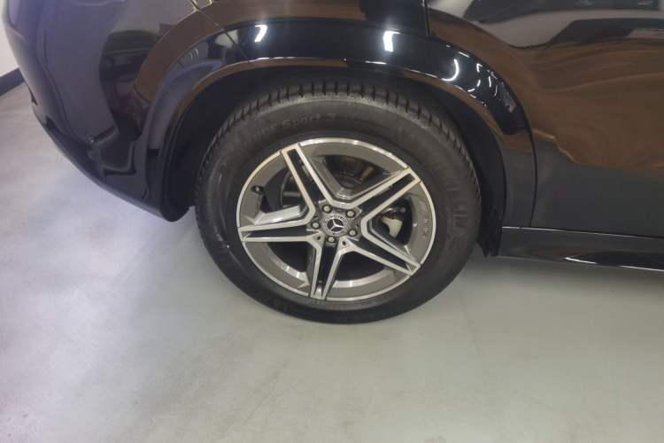 Used Mercedes-Benz GLE 2023 GLE 350 4MATIC Stylish Model Exterior 5