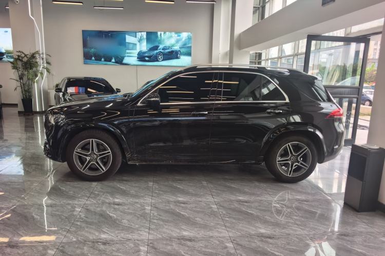 Used Mercedes-Benz GLE 2023 GLE 450 4MATIC AMG Line Exterior 5