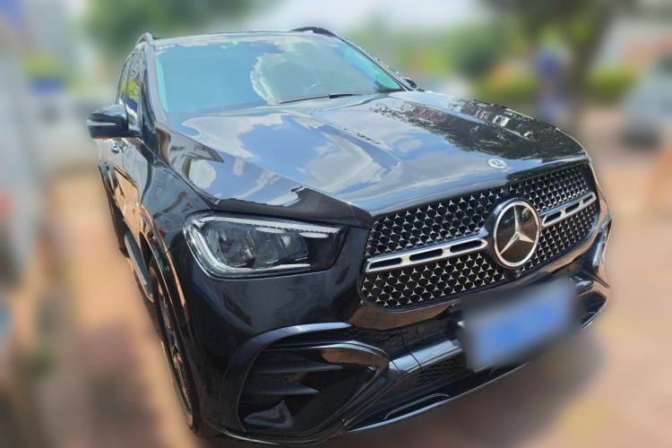 Used Mercedes-Benz GLE 2023 GLE 450 4MATIC Stylish Model Front Right 45 Deg