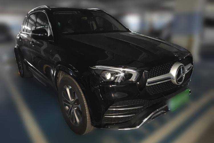 Used Mercedes-Benz GLE 2023 GLE 350 4MATIC Stylish Model Front Right 45 Deg