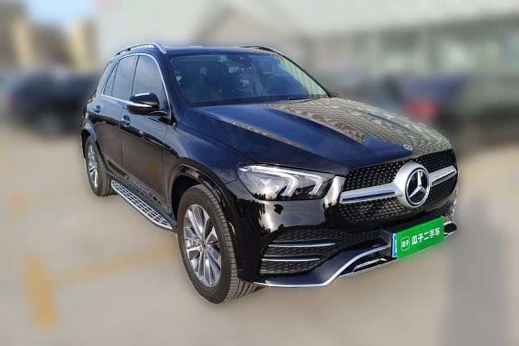 Used Mercedes-Benz GLE 2023 GLE 350 4MATIC Stylish Model Front Right 45 Deg