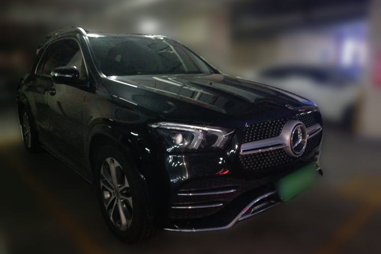 Used Mercedes-Benz GLE 2023 GLE 350 4MATIC Stylish Model Front Right 45 Deg
