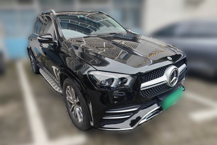 Used Mercedes-Benz GLE 2023 GLE 350 4MATIC Stylish Model Front Right 45 Deg