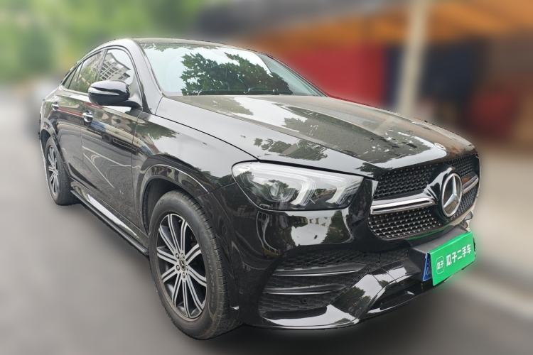 Used Mercedes-Benz GLE 2023 GLE 350 4MATIC Coupe SUV Luxury Model Front Right 45 Deg