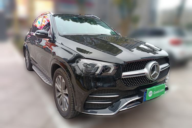 Used Mercedes-Benz GLE 2023 GLE 350 4MATIC Stylish Model Front Right 45 Deg