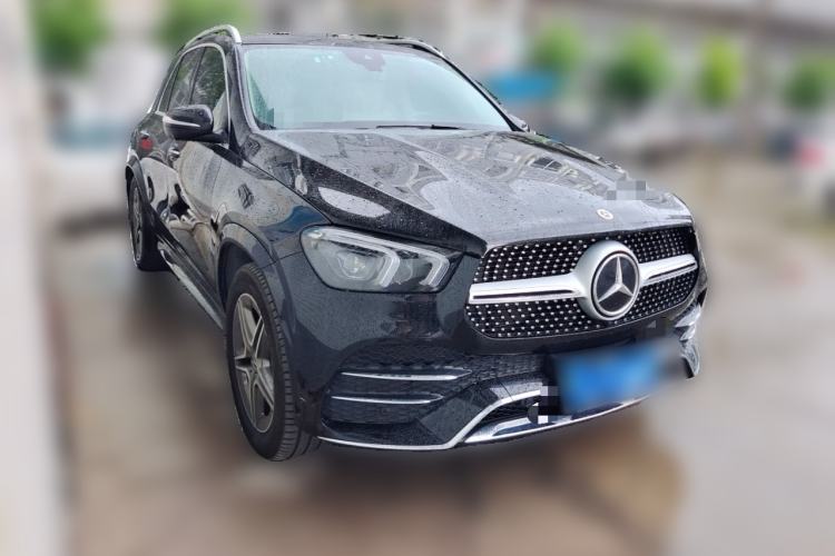 Used Mercedes-Benz GLE 2023 GLE 450 4MATIC Stylish Model Front Right 45 Deg
