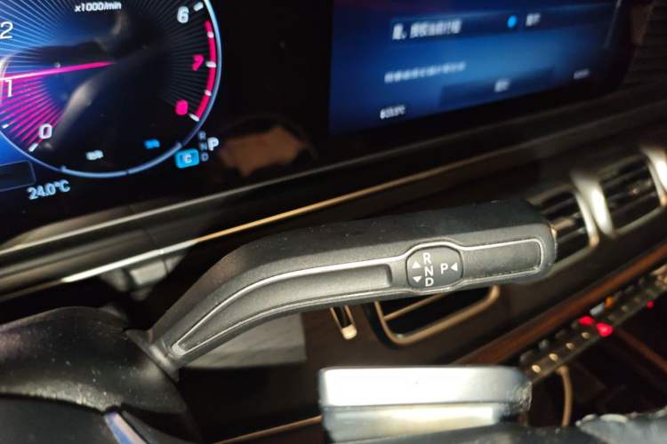 Used Mercedes-Benz GLE 2023 GLE 450 4MATIC Luxury Model Gear Lever