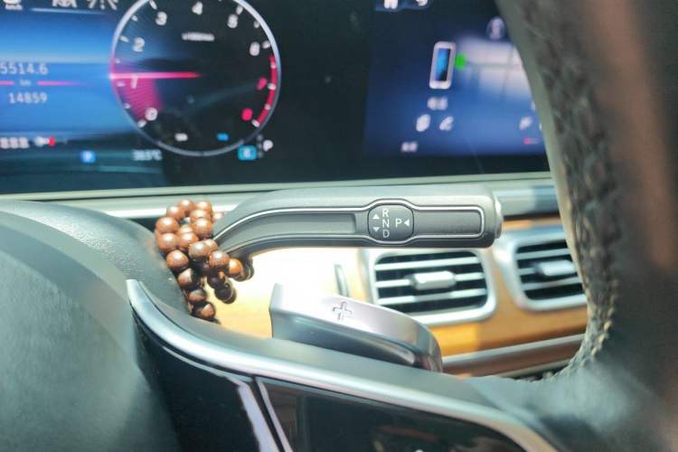 Used Mercedes-Benz GLE 2023 GLE 450 4MATIC Stylish Model Gear Lever