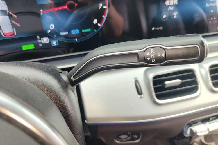 Used Mercedes-Benz GLE 2023 GLE 450 4MATIC Stylish Model Gear Lever