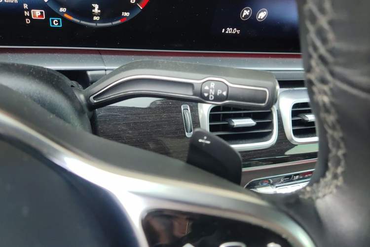 Used Mercedes-Benz GLE 2023 GLE 350 4MATIC Stylish Model Gear Lever