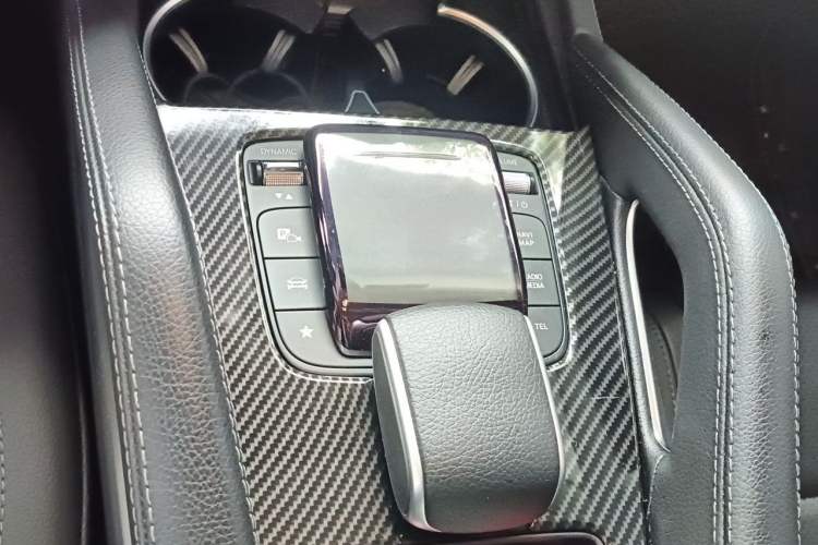 Used Mercedes-Benz GLE 2023 GLE 450 4MATIC AMG Line Gear Lever
