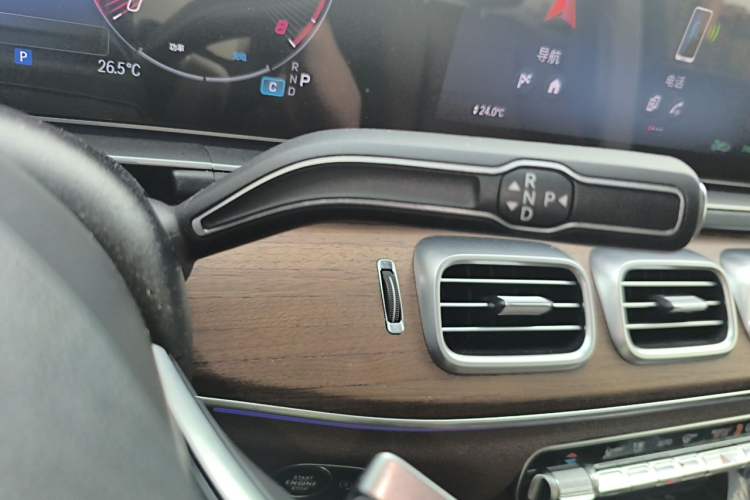Used Mercedes-Benz GLE 2023 GLE 450 4MATIC Stylish Model Gear Lever