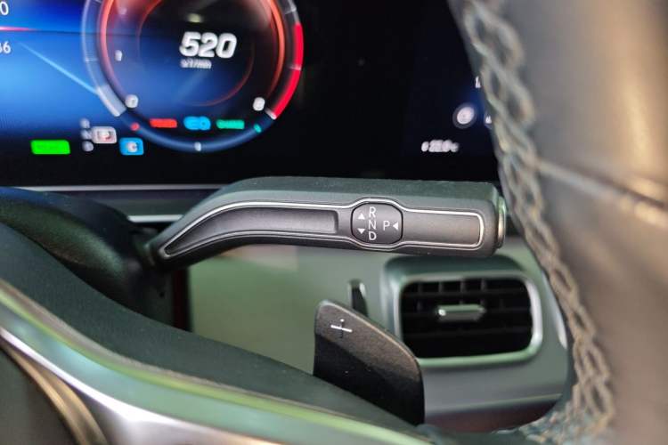 Used Mercedes-Benz GLE 2023 GLE 450 4MATIC Stylish Model Gear Lever