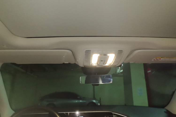 Used Mercedes-Benz GLE 2023 GLE 350 4MATIC Stylish Model Headliner