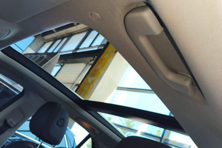 Used Mercedes-Benz GLE 2023 GLE 350 4MATIC Stylish Model Headliner