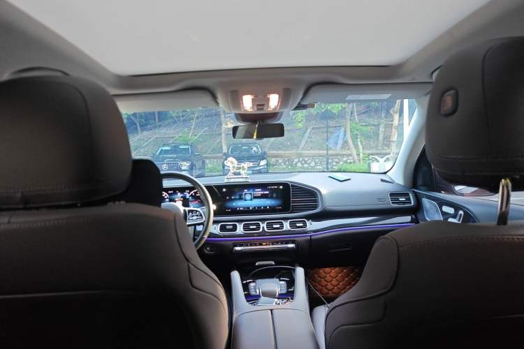 Used Mercedes-Benz GLE 2023 GLE 350 4MATIC Stylish Model Headliner