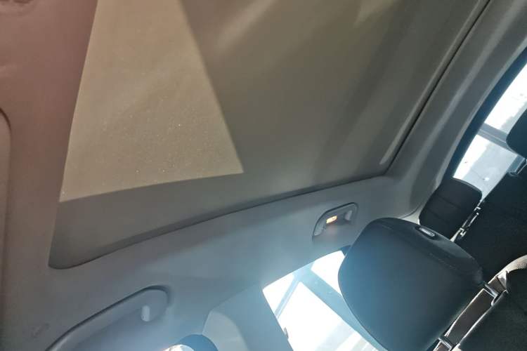 Used Mercedes-Benz GLE 2023 GLE 350 4MATIC Stylish Model Headliner