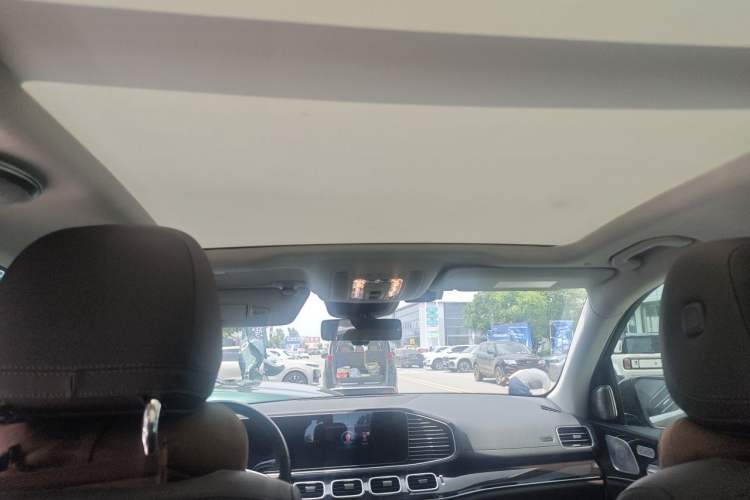 Used Mercedes-Benz GLE 2023 GLE 350 4MATIC Stylish Model Headliner