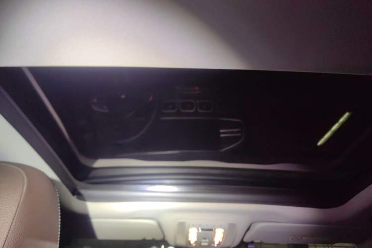 Used Mercedes-Benz GLE 2023 GLE 350 4MATIC Stylish Model Headliner
