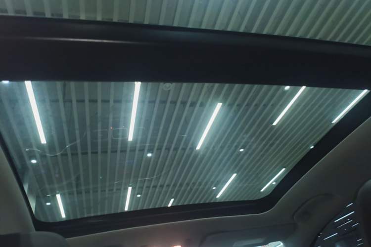 Used Mercedes-Benz GLE 2023 GLE 350 4MATIC Stylish Model Headliner