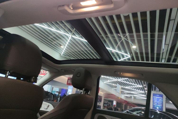 Used Mercedes-Benz GLE 2023 GLE 450 4MATIC Stylish Model Headliner