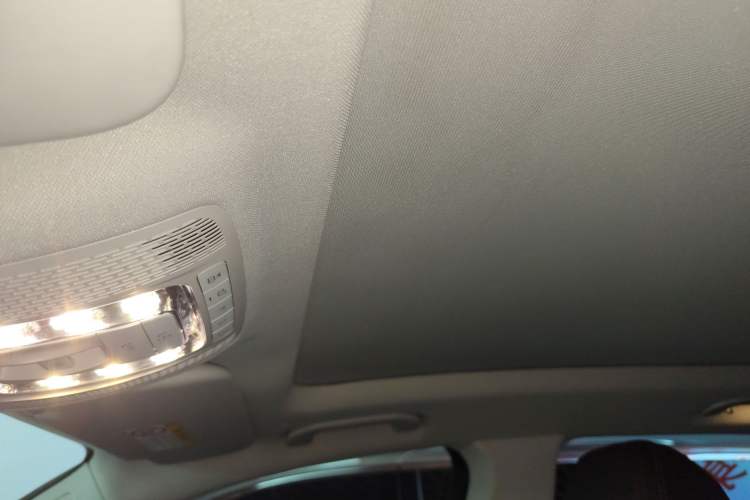 Used Mercedes-Benz GLE 2023 GLE 350 4MATIC Stylish Model Headliner