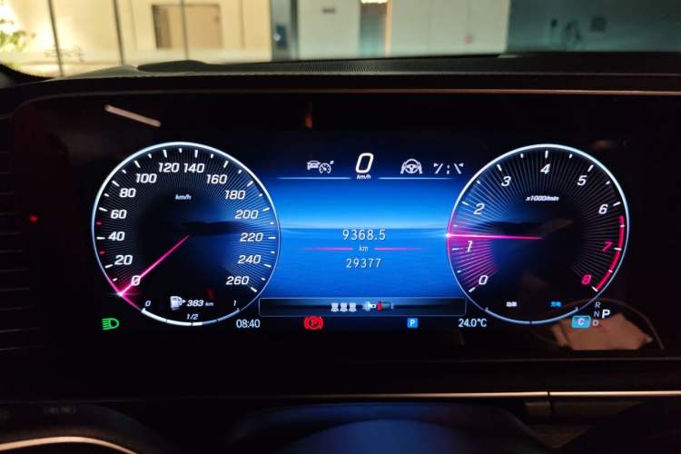 Used Mercedes-Benz GLE 2023 GLE 450 4MATIC Luxury Model Instrument Cluster