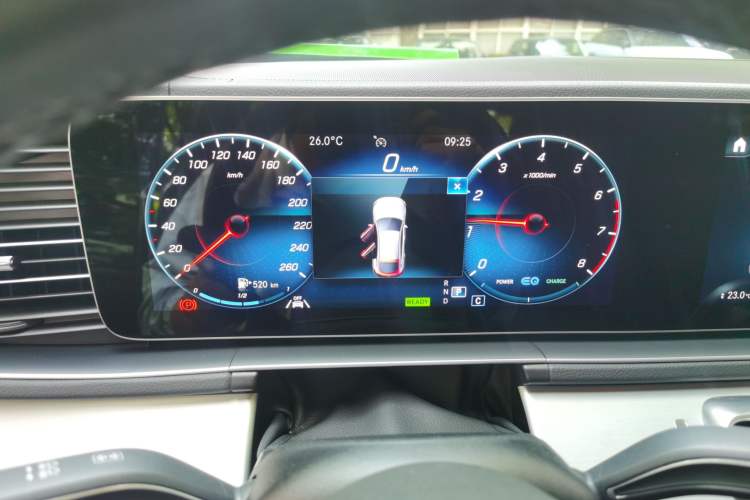 Used Mercedes-Benz GLE 2023 GLE 450 4MATIC Stylish Model Instrument Cluster