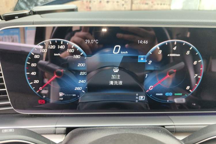 Used Mercedes-Benz GLE 2023 GLE 450 4MATIC Stylish Model Instrument Cluster