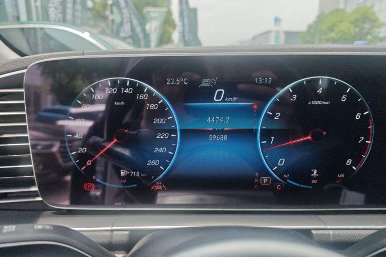 Used Mercedes-Benz GLE 2023 GLE 350 4MATIC Stylish Model Instrument Cluster