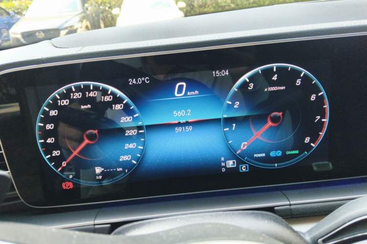Used Mercedes-Benz GLE 2023 GLE 450 4MATIC Stylish Model Instrument Cluster