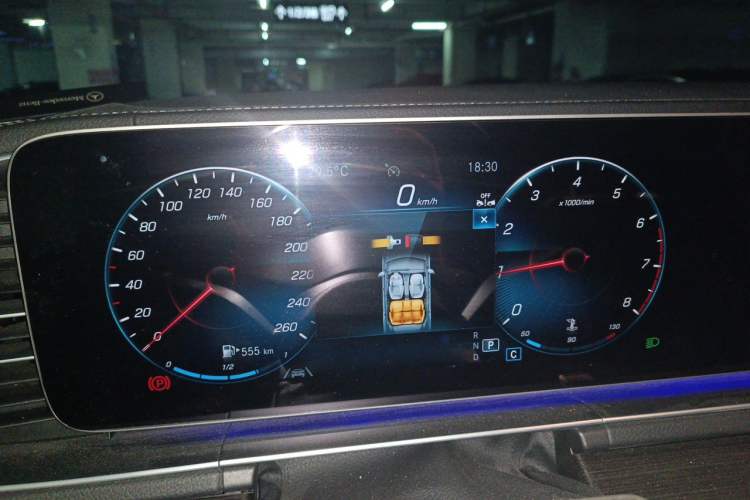 Used Mercedes-Benz GLE 2023 GLE 350 4MATIC Stylish Model Instrument Cluster