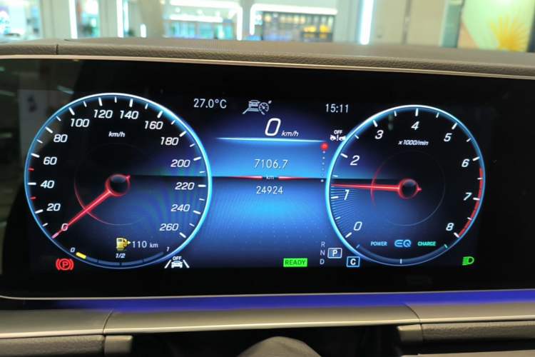 Used Mercedes-Benz GLE 2023 GLE 450 4MATIC Luxury Model Instrument Cluster