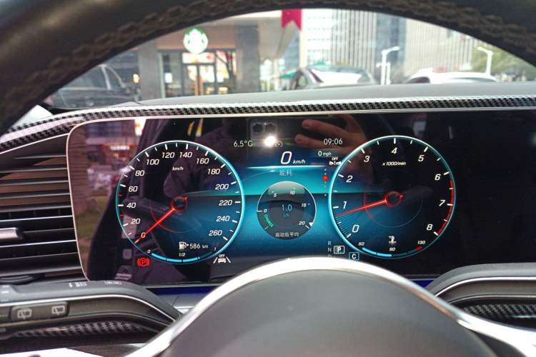 Used Mercedes-Benz GLE 2023 GLE 350 4MATIC Stylish Model Instrument Cluster
